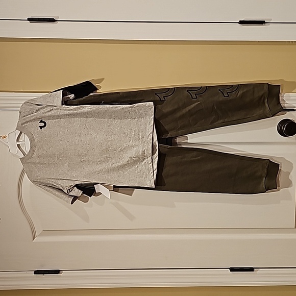 NWT 3 piece True Religion set - Picture 1 of 9